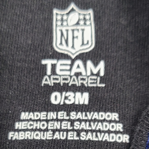 Indianapolis Colts onesie Guc. - Picture 2 of 2